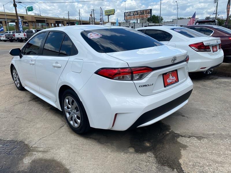 Toyota Corolla LE CVT (Natl) 2021