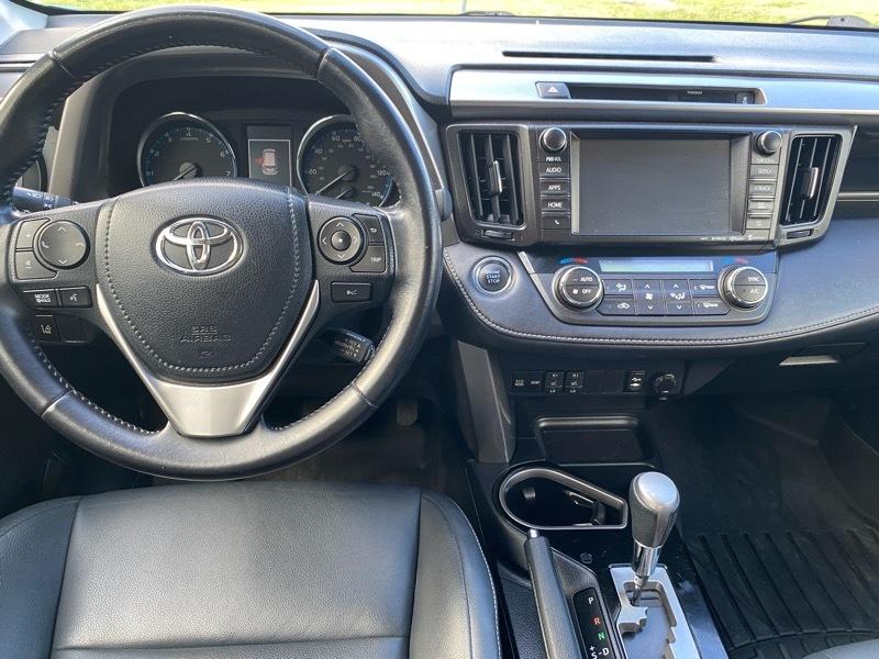 Toyota RAV4 FWD 4dr Limited (Natl) 2016