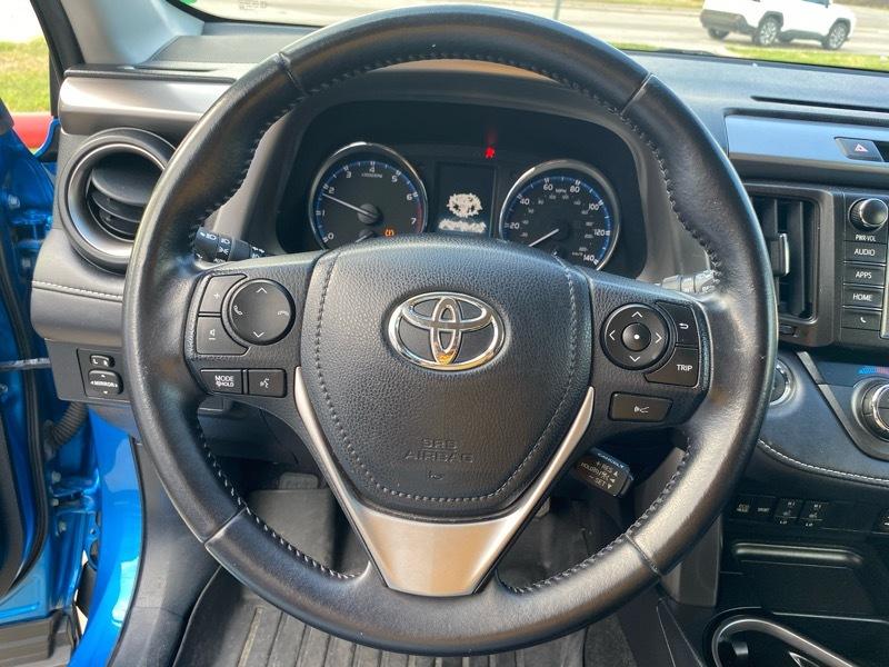 Toyota RAV4 FWD 4dr Limited (Natl) 2016
