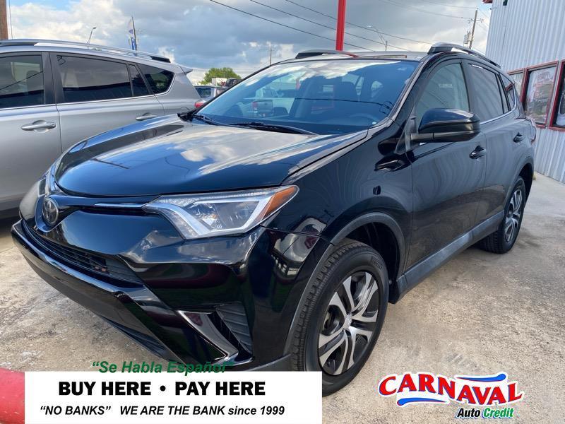 Toyota RAV4 LE FWD (Natl) 2018