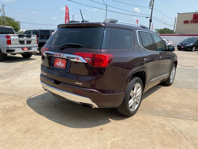 GMC Acadia AWD 4dr Denali 2017