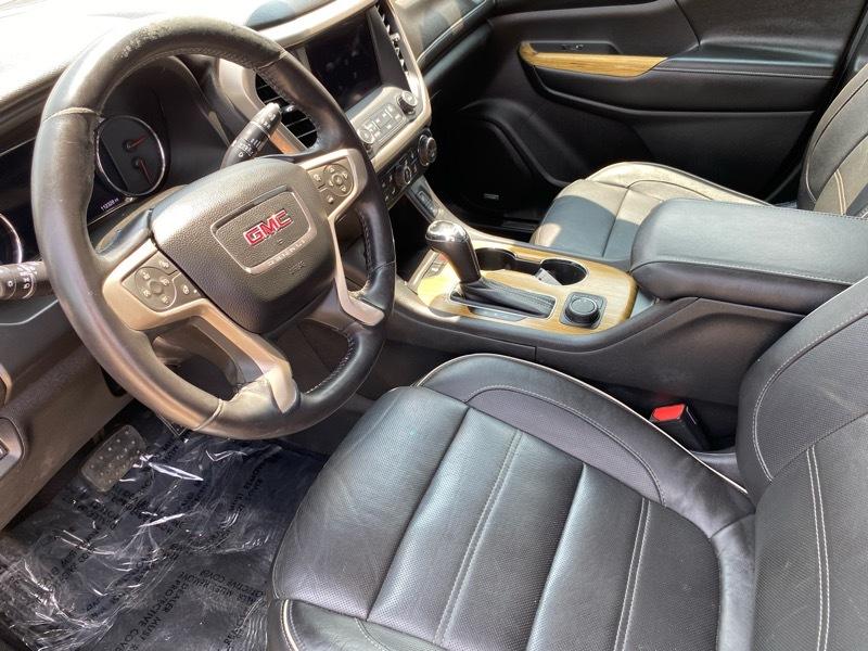 GMC Acadia AWD 4dr Denali 2017