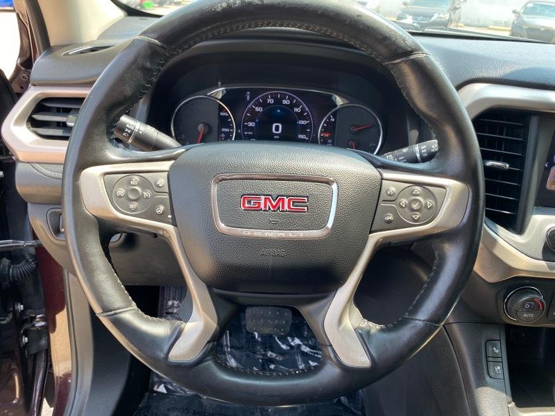 GMC Acadia AWD 4dr Denali 2017