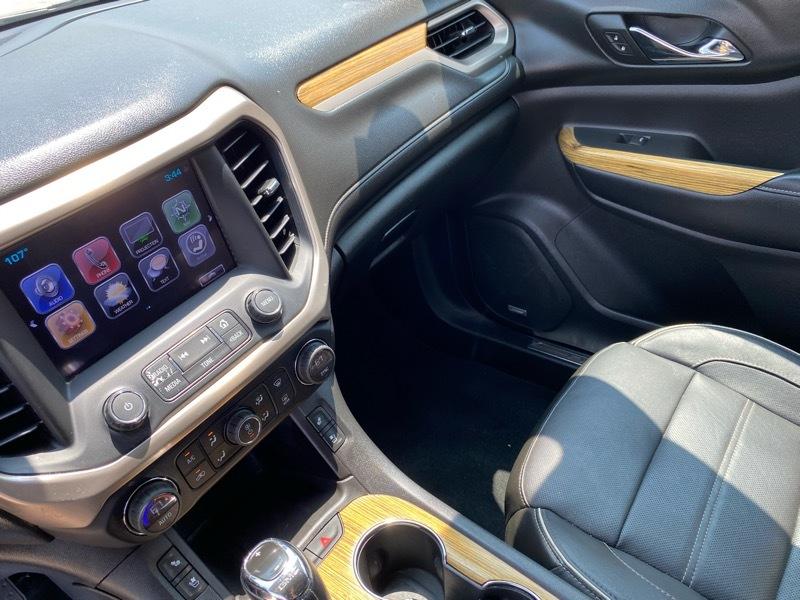 GMC Acadia AWD 4dr Denali 2017