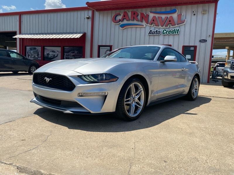 Ford Mustang EcoBoost Fastback 2019