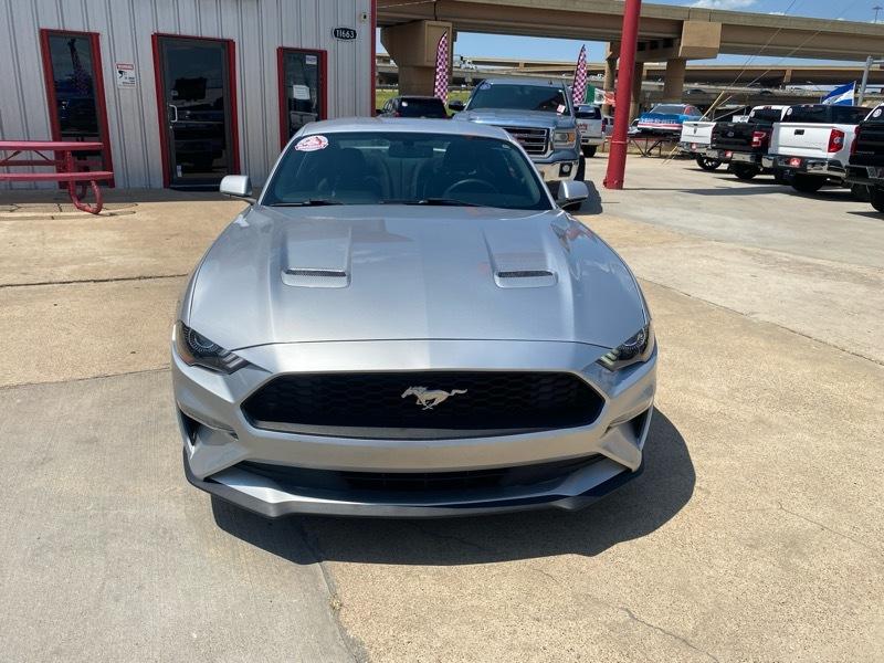 Ford Mustang EcoBoost Fastback 2019