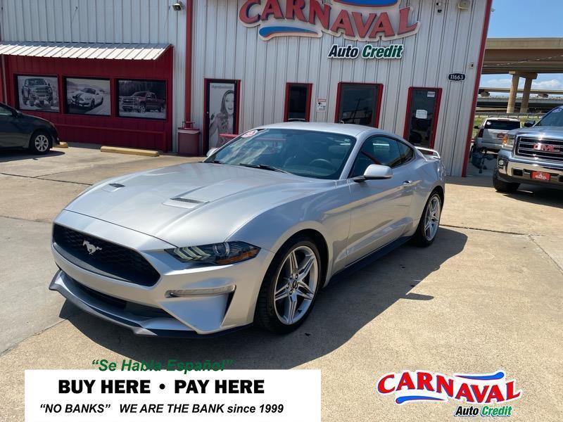 Ford Mustang EcoBoost Fastback 2019