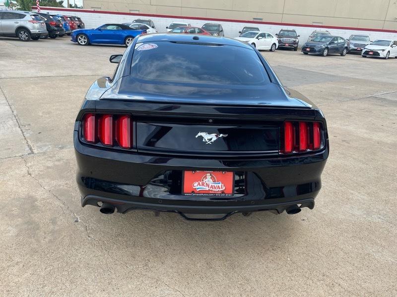 Ford Mustang 2dr Fastback EcoBoost 2015