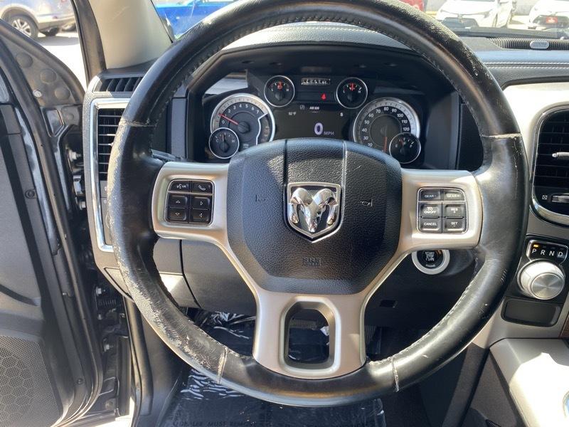 RAM 1500 2WD Crew Cab 140.5" Laramie 2016