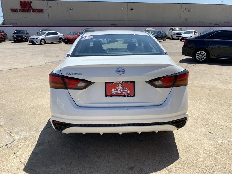 Nissan Altima 2.5 S Sedan 2021