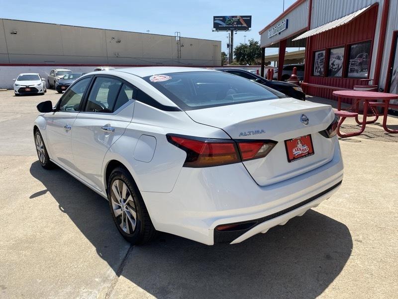 Nissan Altima 2.5 S Sedan 2021