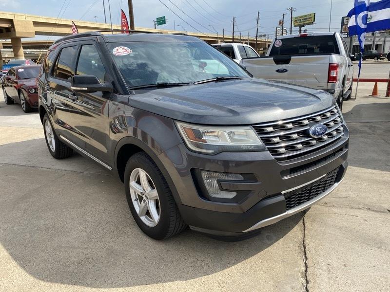 Ford Explorer XLT 4WD 2017