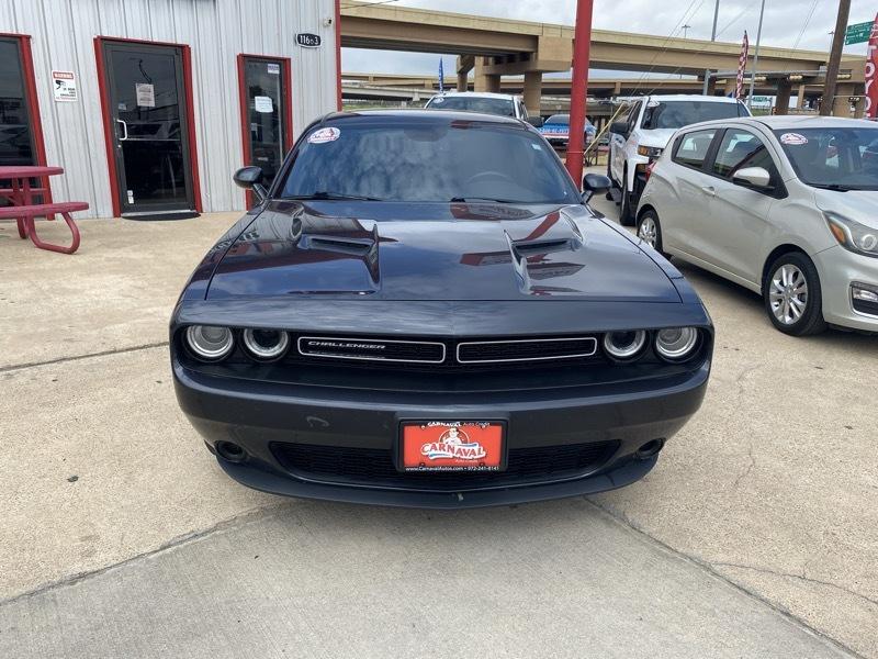 Dodge Challenger SXT Coupe 2017