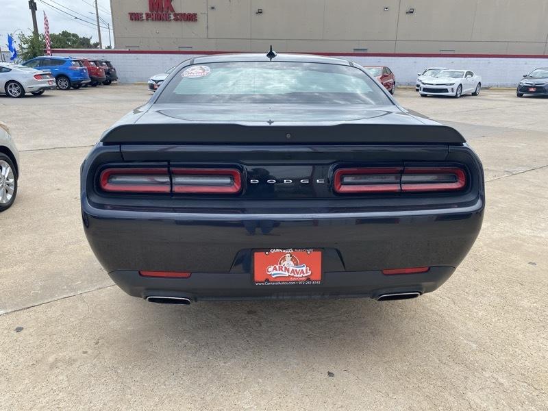 Dodge Challenger SXT Coupe 2017