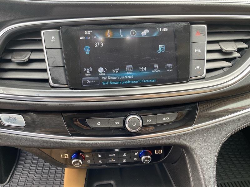 Buick Enclave FWD 4dr Premium 2018