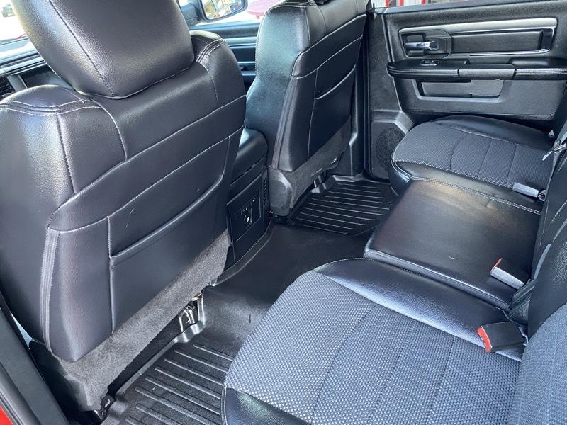 RAM 1500 Night 4x2 Crew Cab 5'7" Box *Ltd Avail* 2018