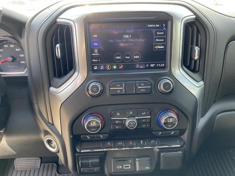 Chevrolet Silverado 1500 2WD Crew Cab 147" LT 2021