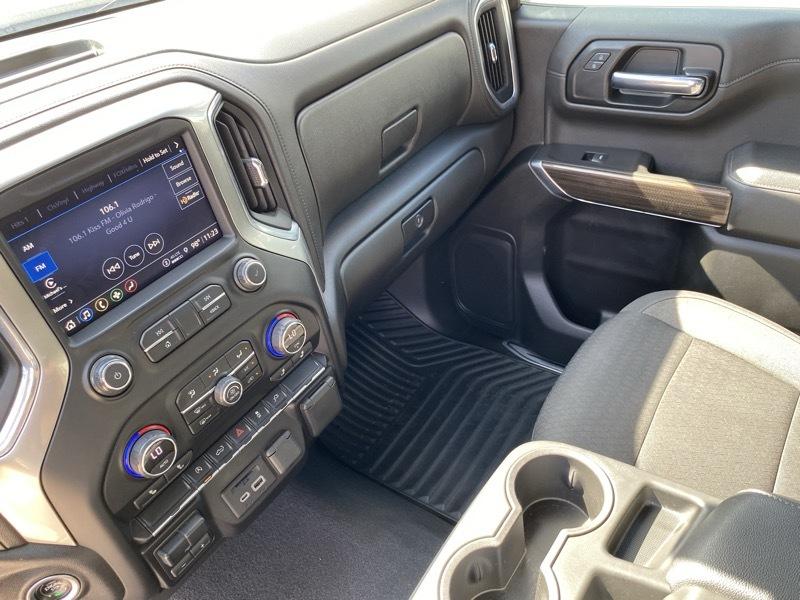 Chevrolet Silverado 1500 2WD Crew Cab 147" LT 2021