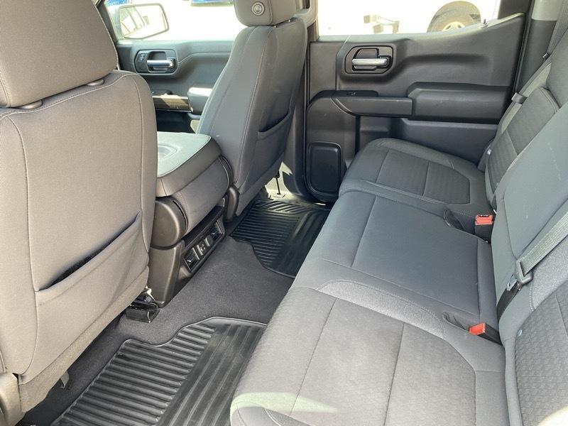 Chevrolet Silverado 1500 2WD Crew Cab 147" LT 2021