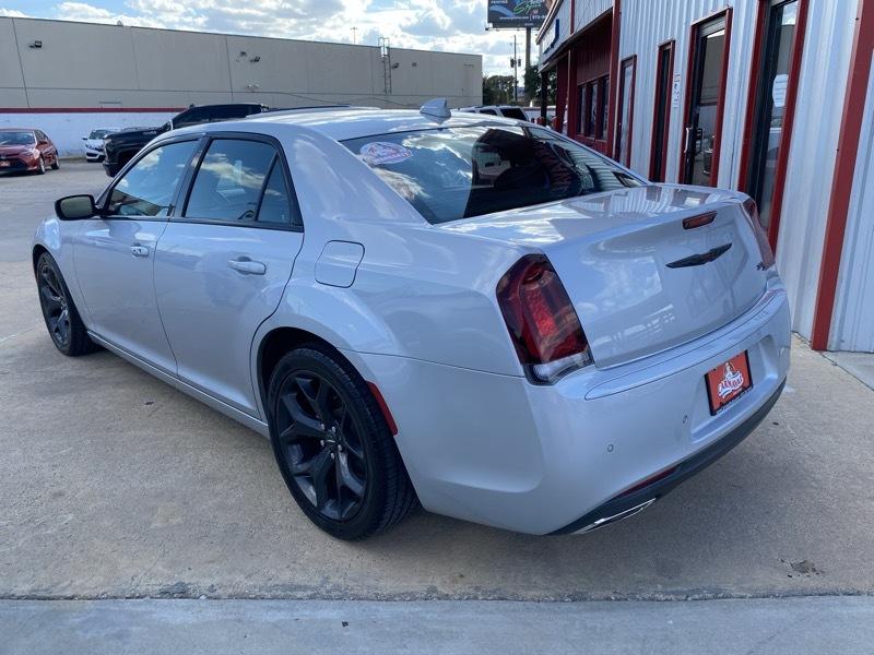 Chrysler 300 300S RWD 2021