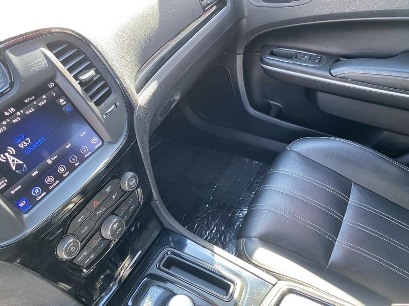 Chrysler 300 300S RWD 2021