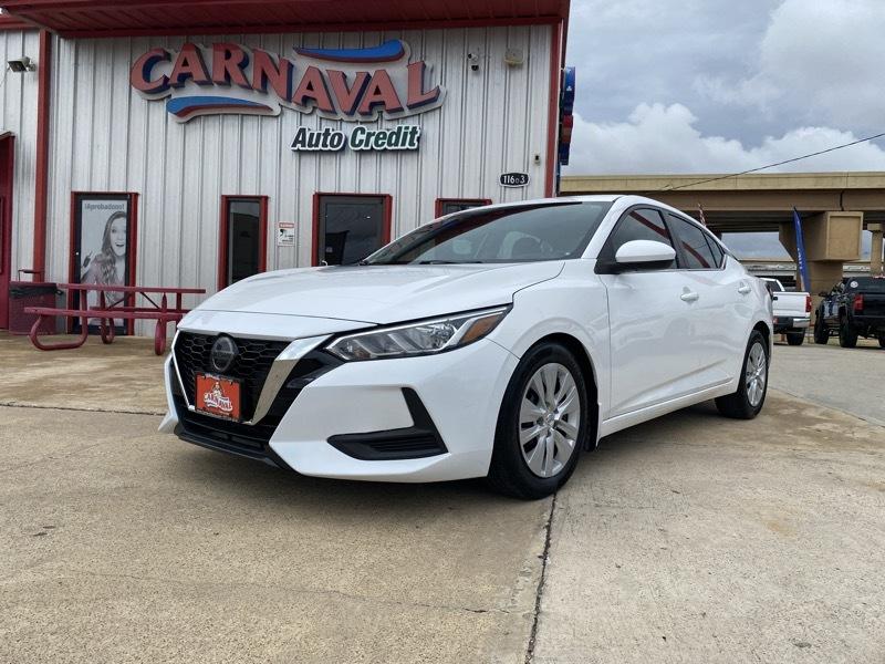 Nissan Sentra S CVT 2020