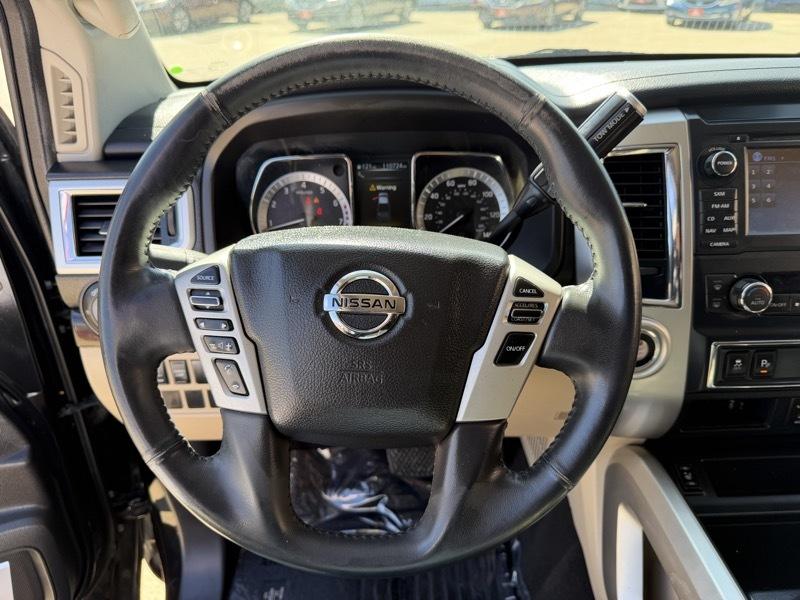 Nissan Titan 4x2 Crew Cab SV 2017
