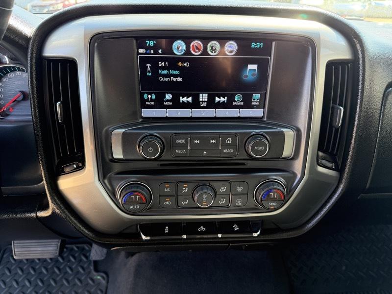 Chevrolet Silverado 1500 4WD Crew Cab 143.5" LT w/2LT 2018