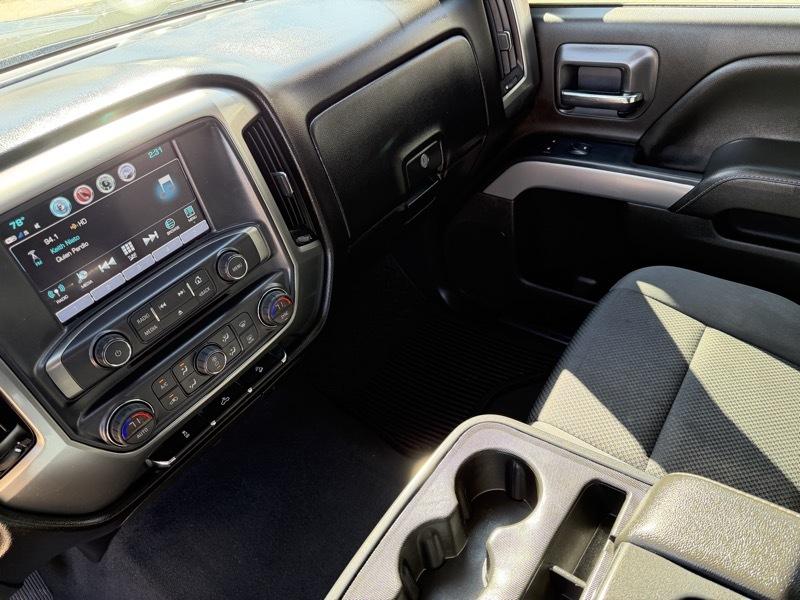 Chevrolet Silverado 1500 4WD Crew Cab 143.5" LT w/2LT 2018
