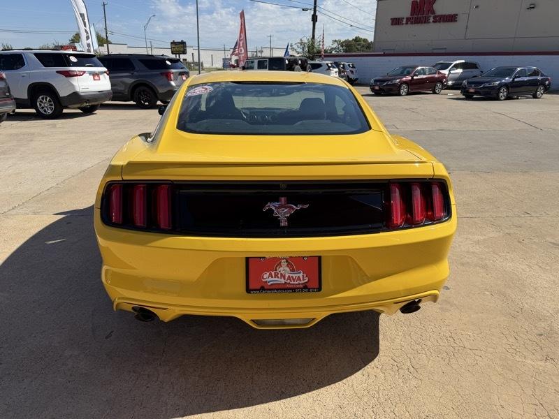 Ford Mustang 2dr Fastback V6 2015