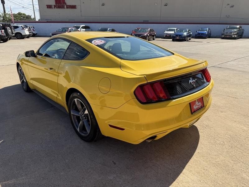 Ford Mustang 2dr Fastback V6 2015