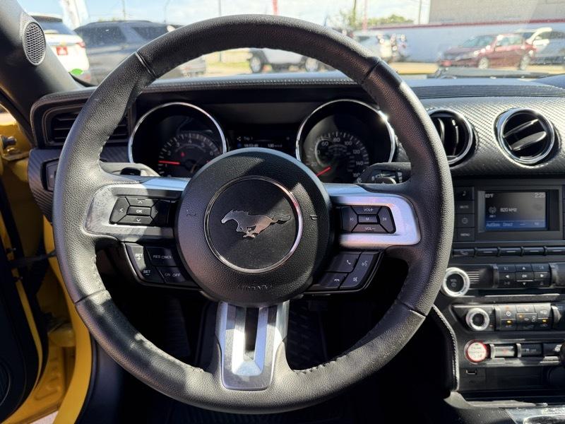 Ford Mustang 2dr Fastback V6 2015
