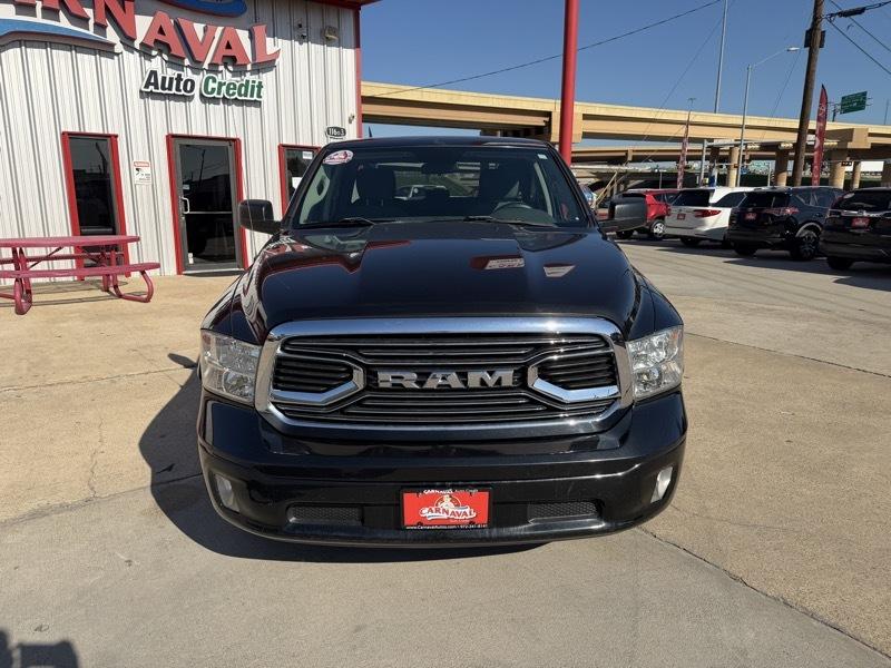 RAM 1500 Tradesman 4x2 Quad Cab 6'4" Box 2018