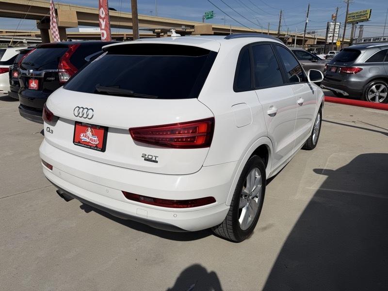 Audi Q3 2.0 TFSI Premium quattro AWD 2017