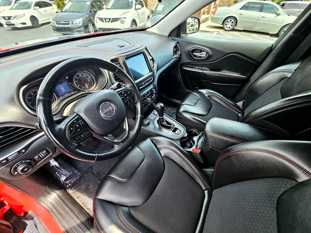 Jeep Cherokee Trailhawk Elite 4WD 2019 Jeep Cherokee Trailhawk Elite 4WD 2019