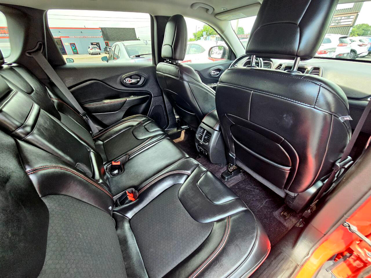 Jeep Cherokee Trailhawk Elite 4WD 2019 Jeep Cherokee Trailhawk Elite 4WD 2019