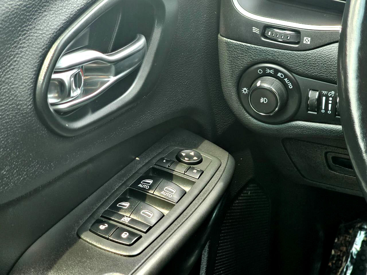 Jeep Cherokee Trailhawk Elite 4WD 2019 Jeep Cherokee Trailhawk Elite 4WD 2019