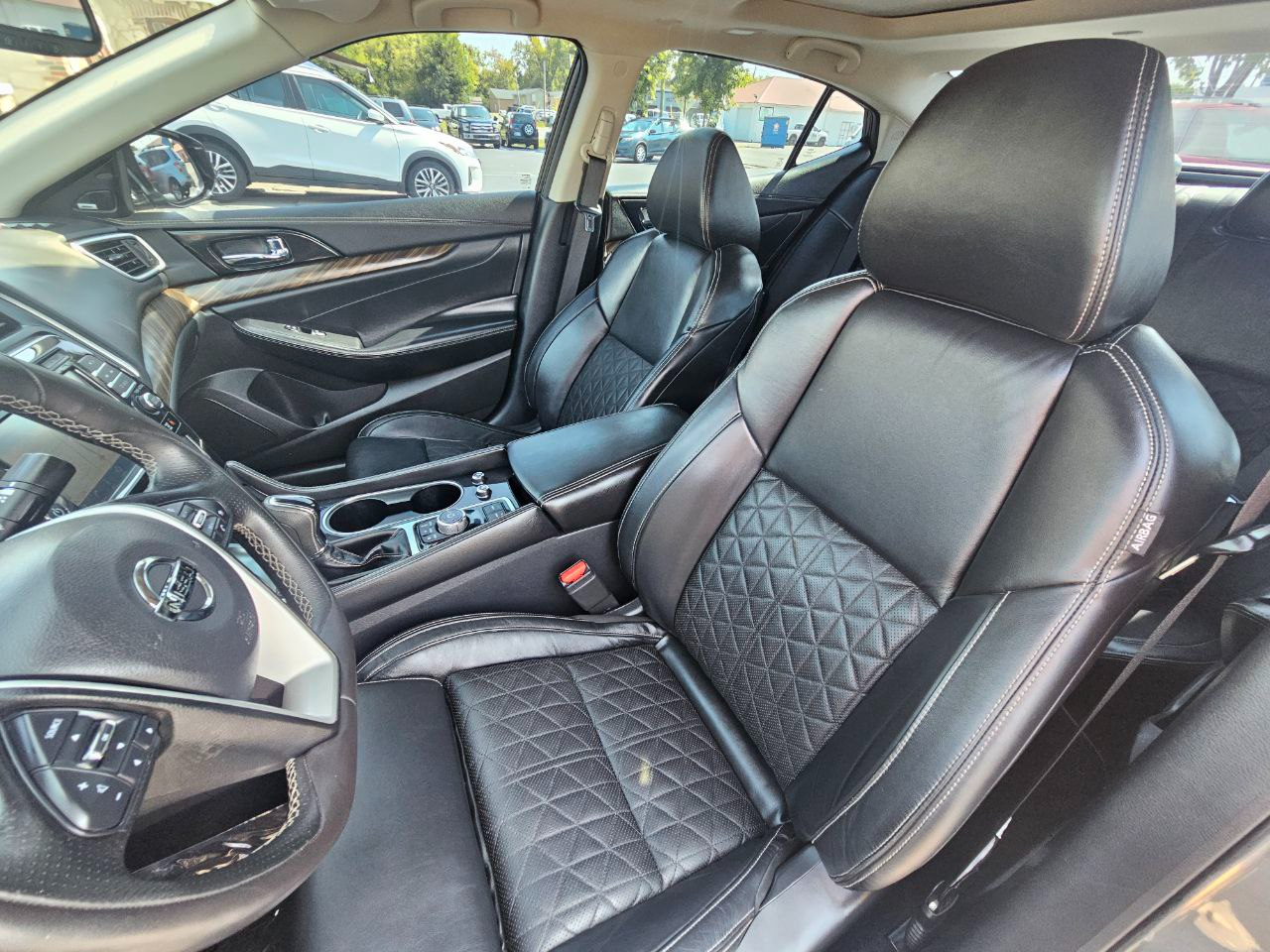 Nissan Maxima Platinum 2017 Nissan Maxima Platinum 2017