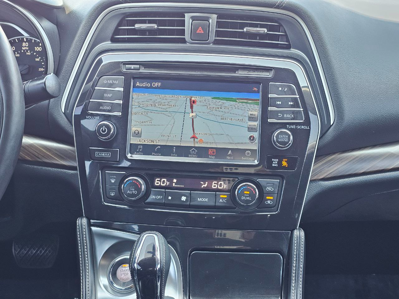 Nissan Maxima Platinum 2017 Nissan Maxima Platinum 2017
