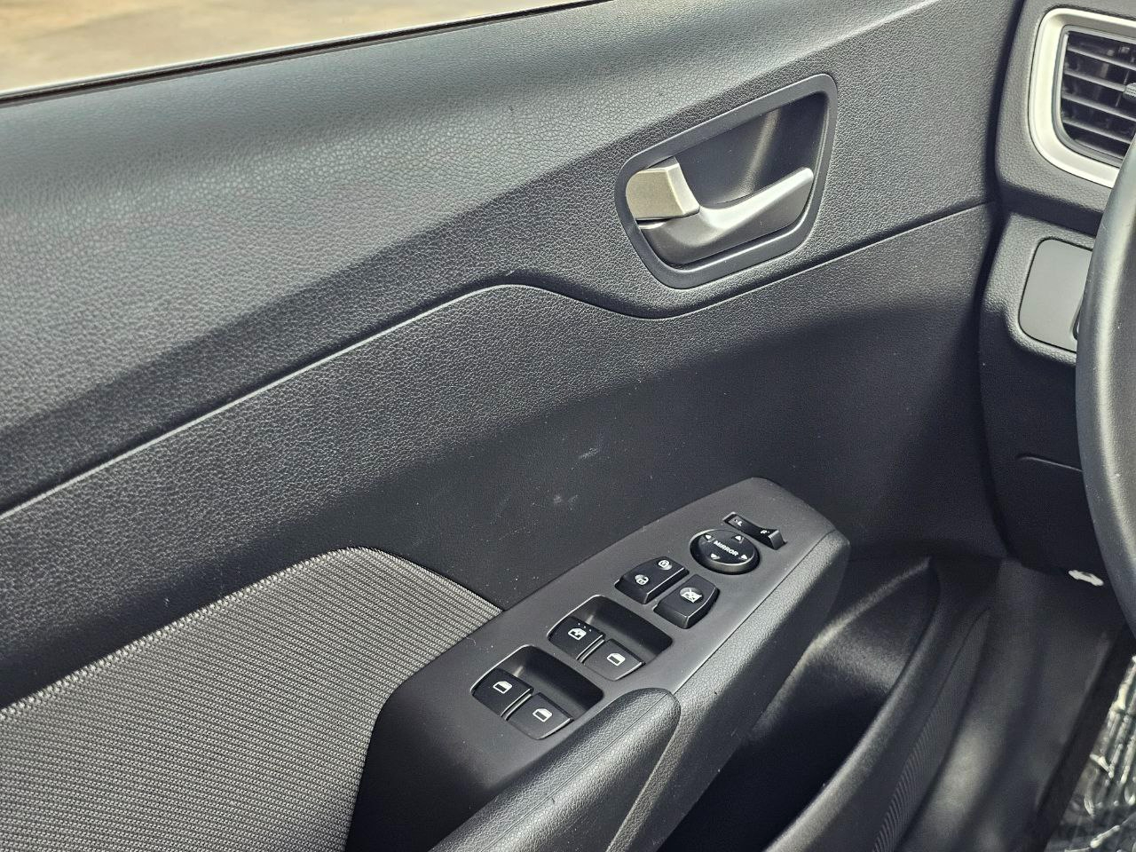 Hyundai Accent Limited 4-Door 2020 Hyundai Accent Limited 4-Door 2020