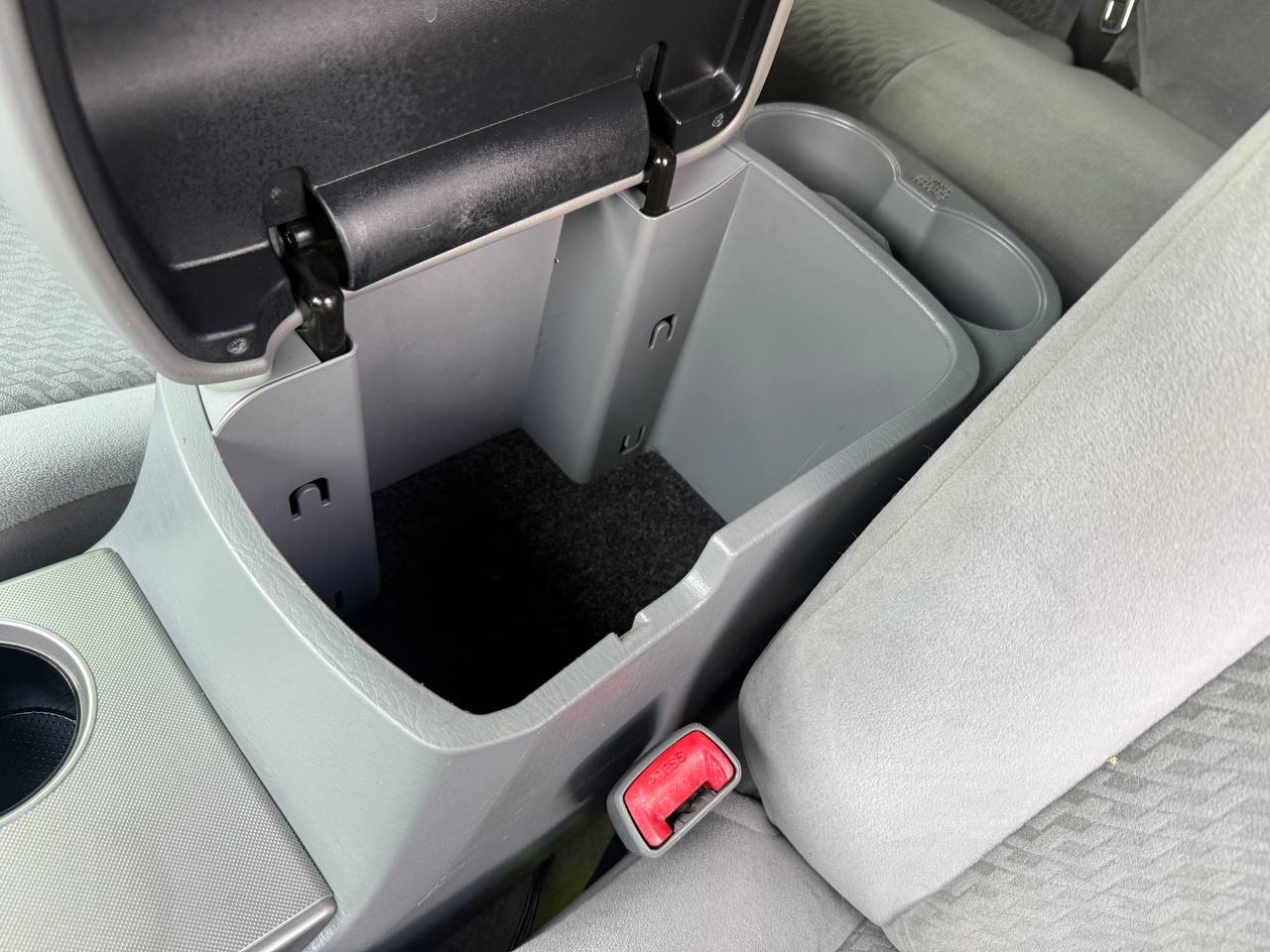 Toyota Tacoma PreRunner Double Cab Auto 2WD 2011 Toyota Tacoma PreRunner Double Cab Auto 2WD 2011