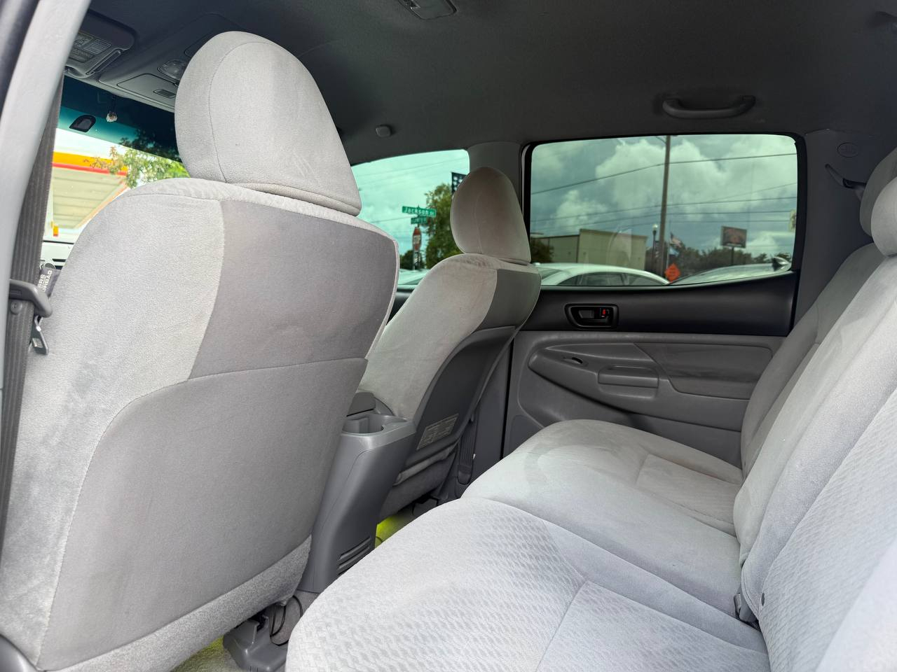 Toyota Tacoma PreRunner Double Cab Auto 2WD 2011 Toyota Tacoma PreRunner Double Cab Auto 2WD 2011