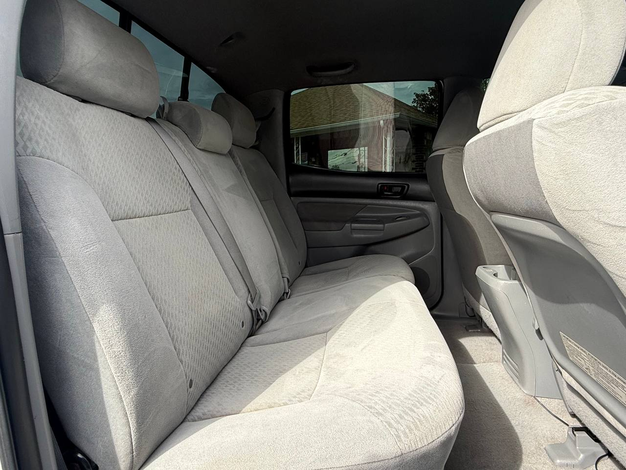 Toyota Tacoma PreRunner Double Cab Auto 2WD 2011 Toyota Tacoma PreRunner Double Cab Auto 2WD 2011