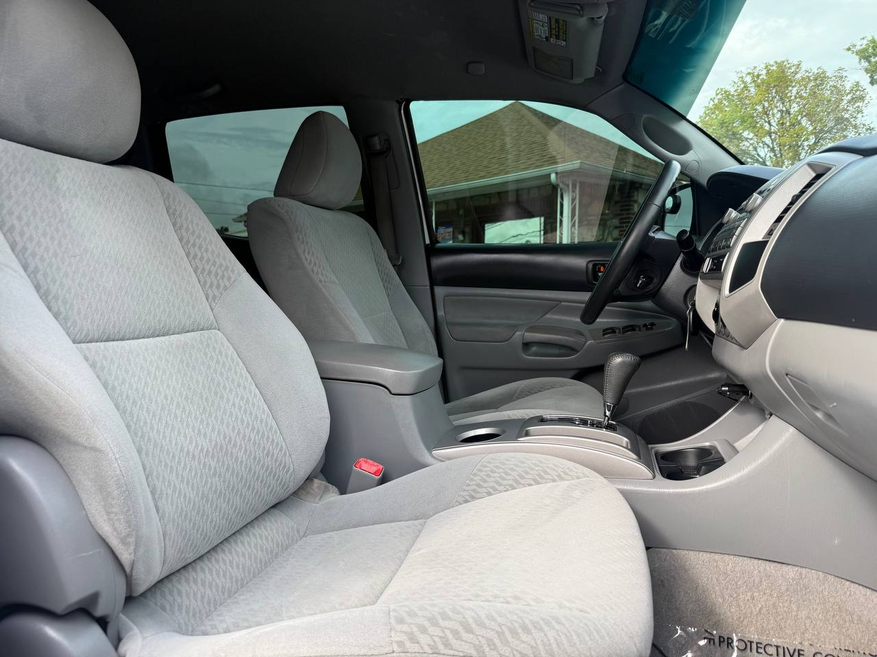 Toyota Tacoma PreRunner Double Cab Auto 2WD 2011 Toyota Tacoma PreRunner Double Cab Auto 2WD 2011