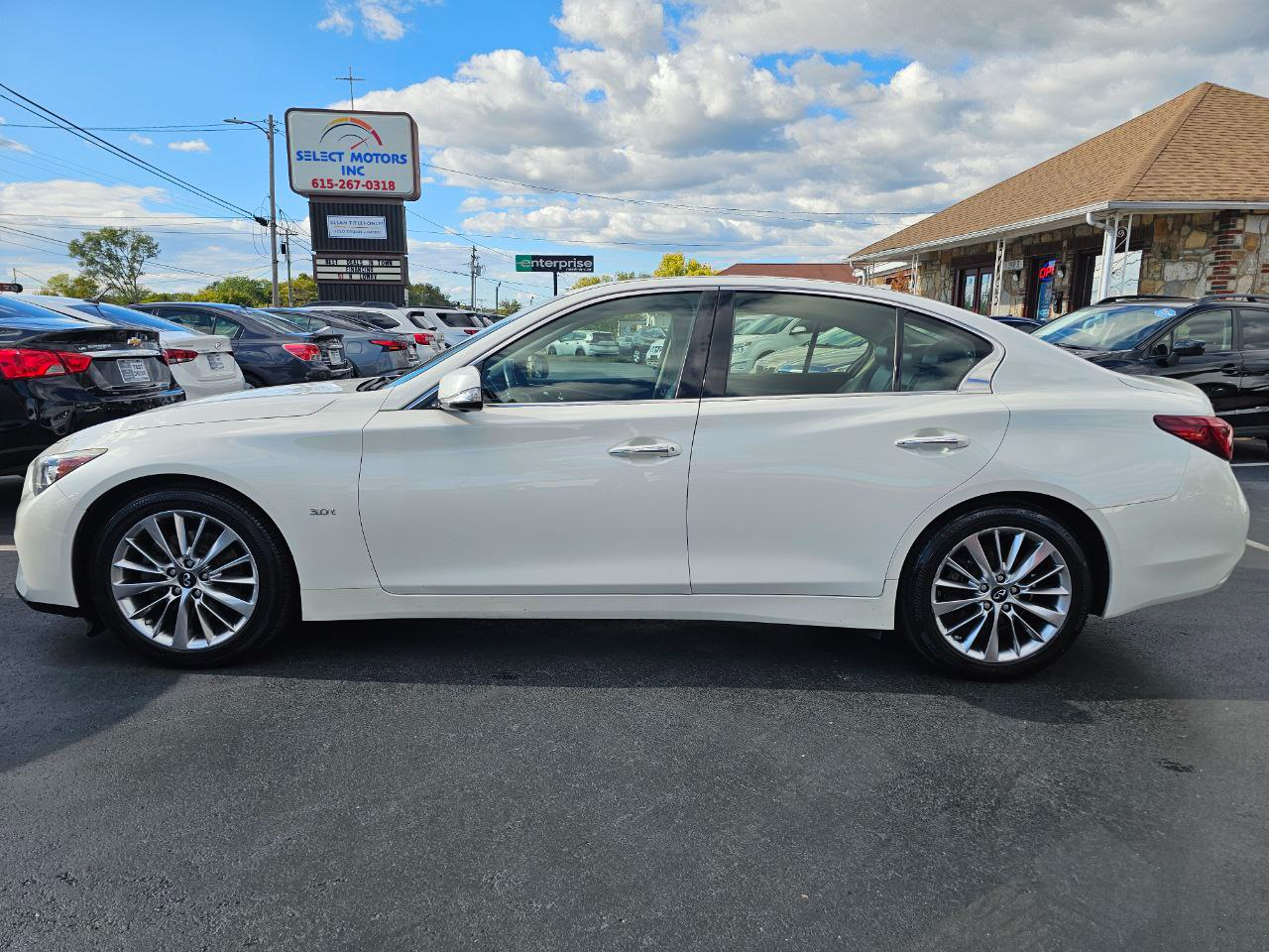 2018 Infiniti Q50 3.0t LUXE photo 3