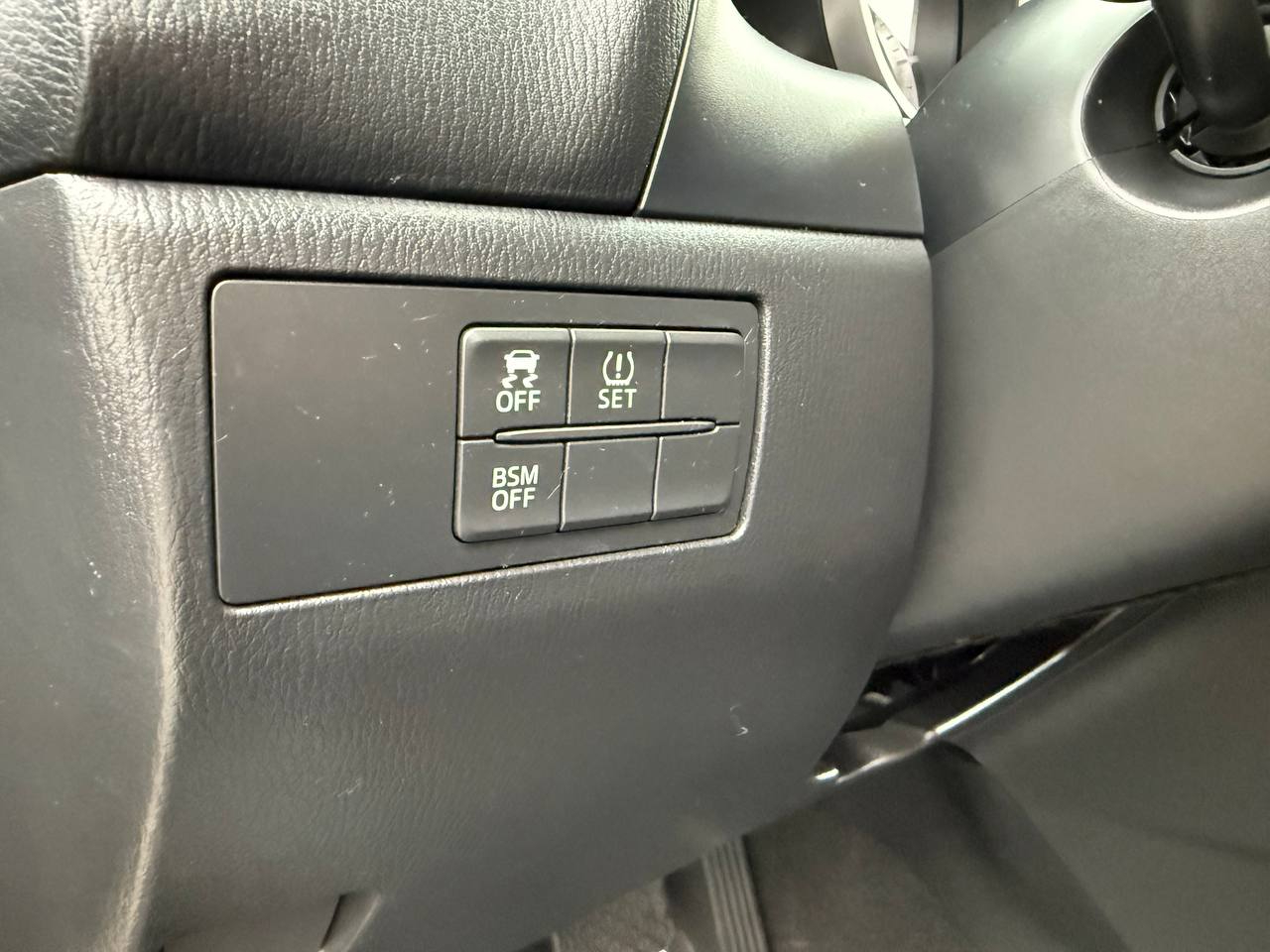 Mazda MAZDA3 i Touring AT 5-Door 2014