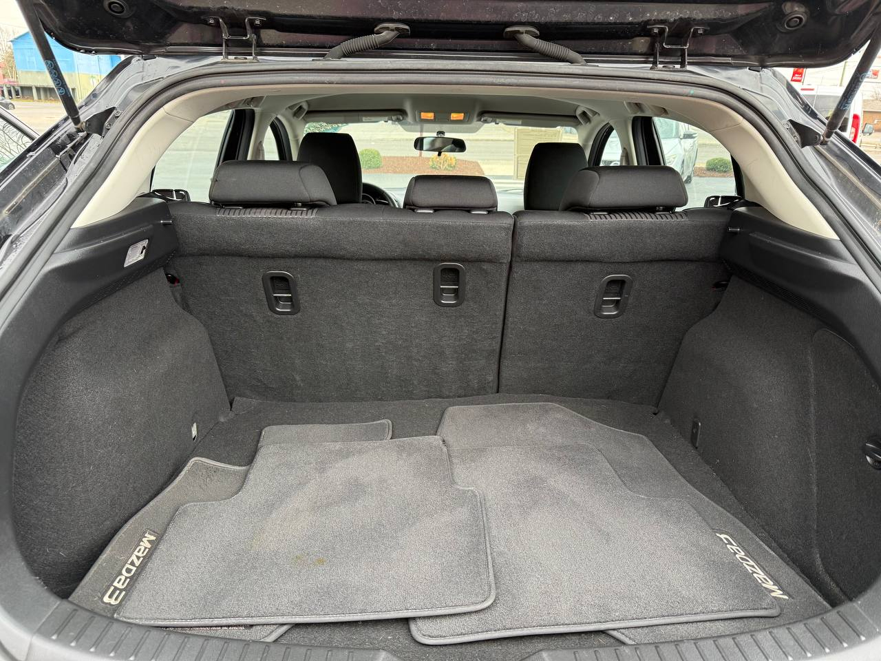 Mazda MAZDA3 i Touring AT 5-Door 2014