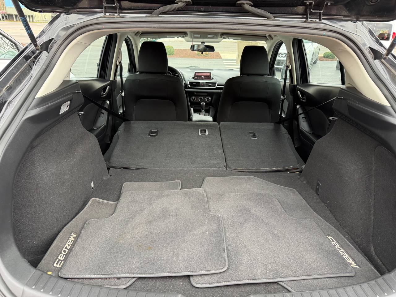 Mazda MAZDA3 i Touring AT 5-Door 2014