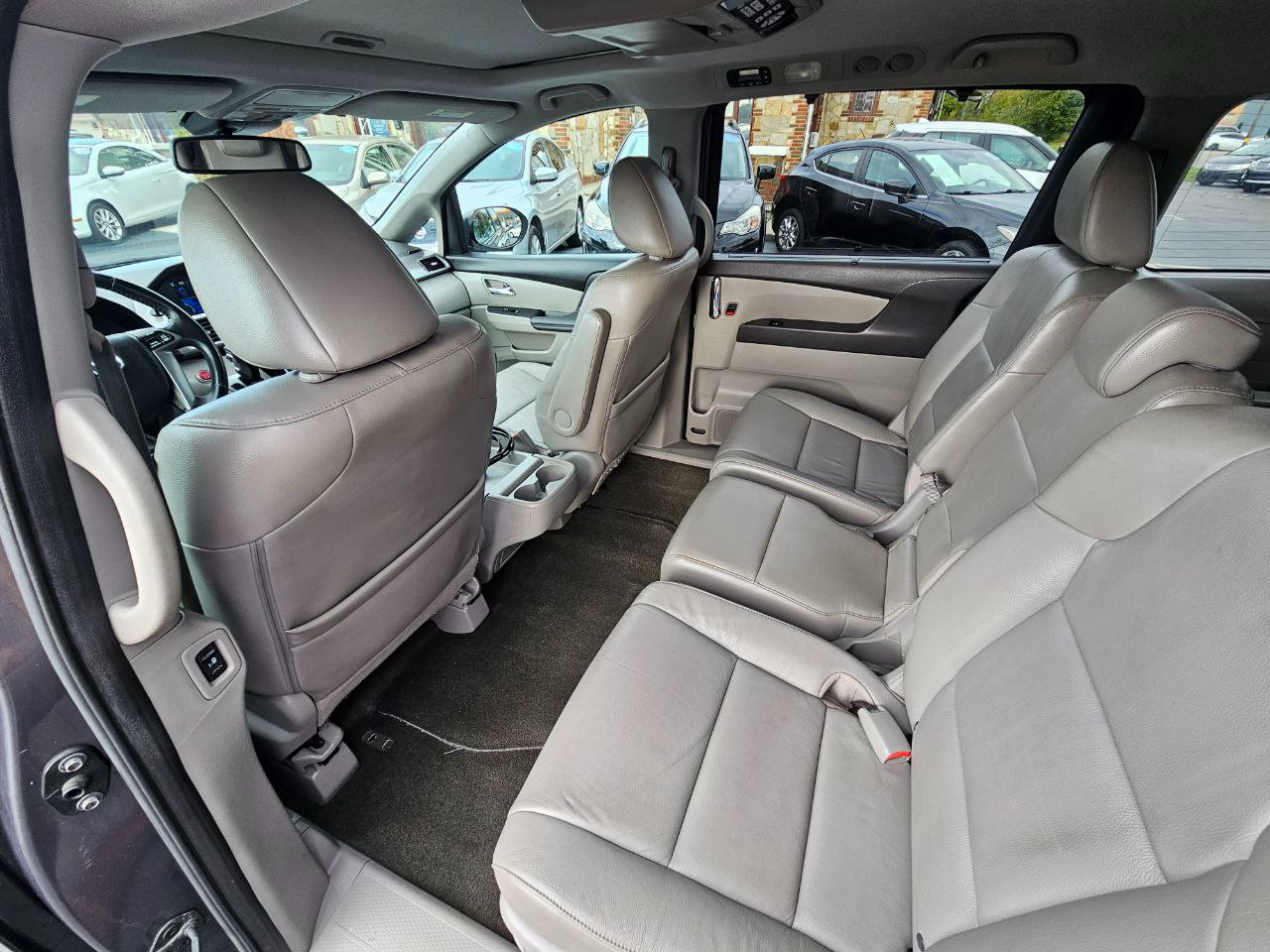 Honda Odyssey EX-L w/Rear Entertainment 2016 Honda Odyssey EX-L w/Rear Entertainment 2016