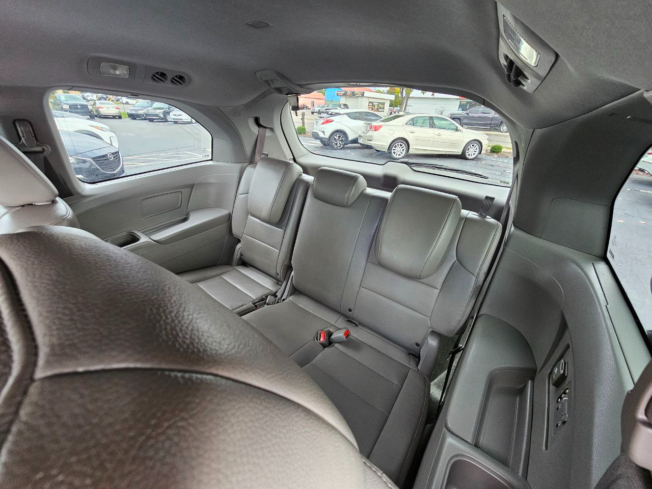 Honda Odyssey EX-L w/Rear Entertainment 2016 Honda Odyssey EX-L w/Rear Entertainment 2016